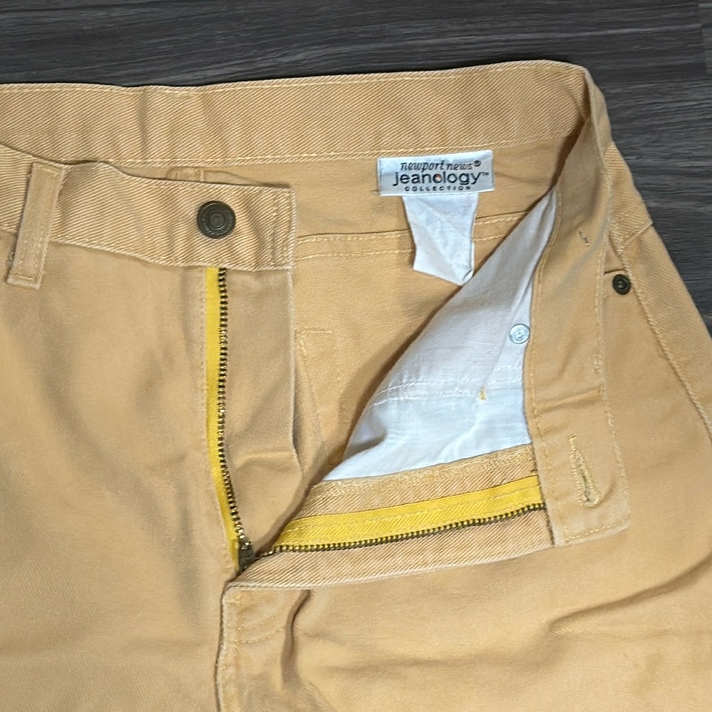 Newport News Jeanology Collection Vintage High Waisted Excellent Condition